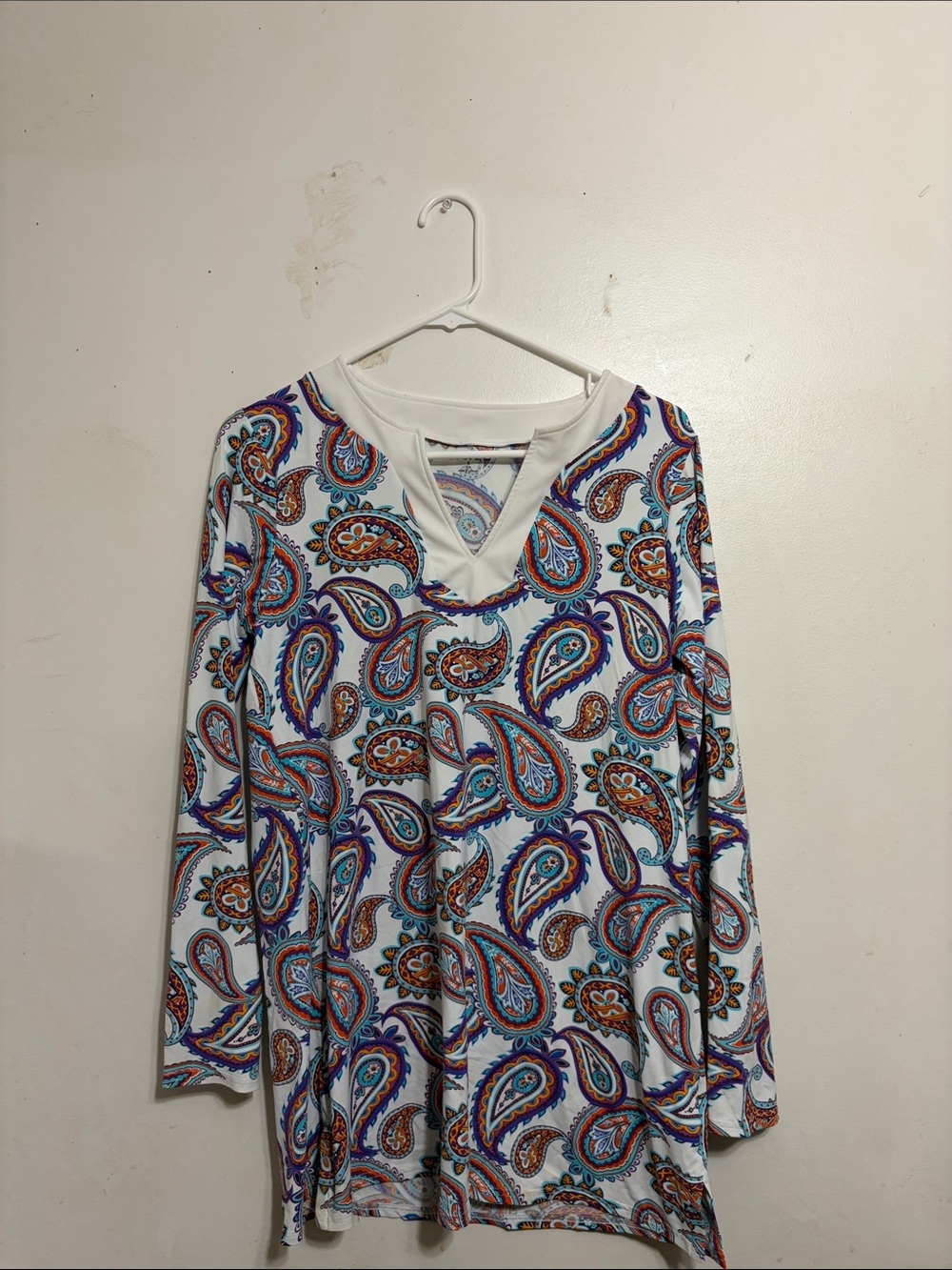 Lands' End White Paisley V-Neck Long-Sleeve Top with Blue, Orange & Purple